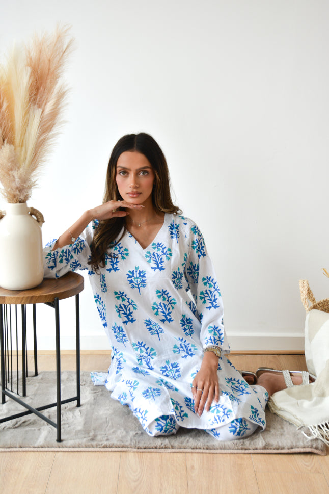 WHITE AND BLUE 2 PC CO ORD