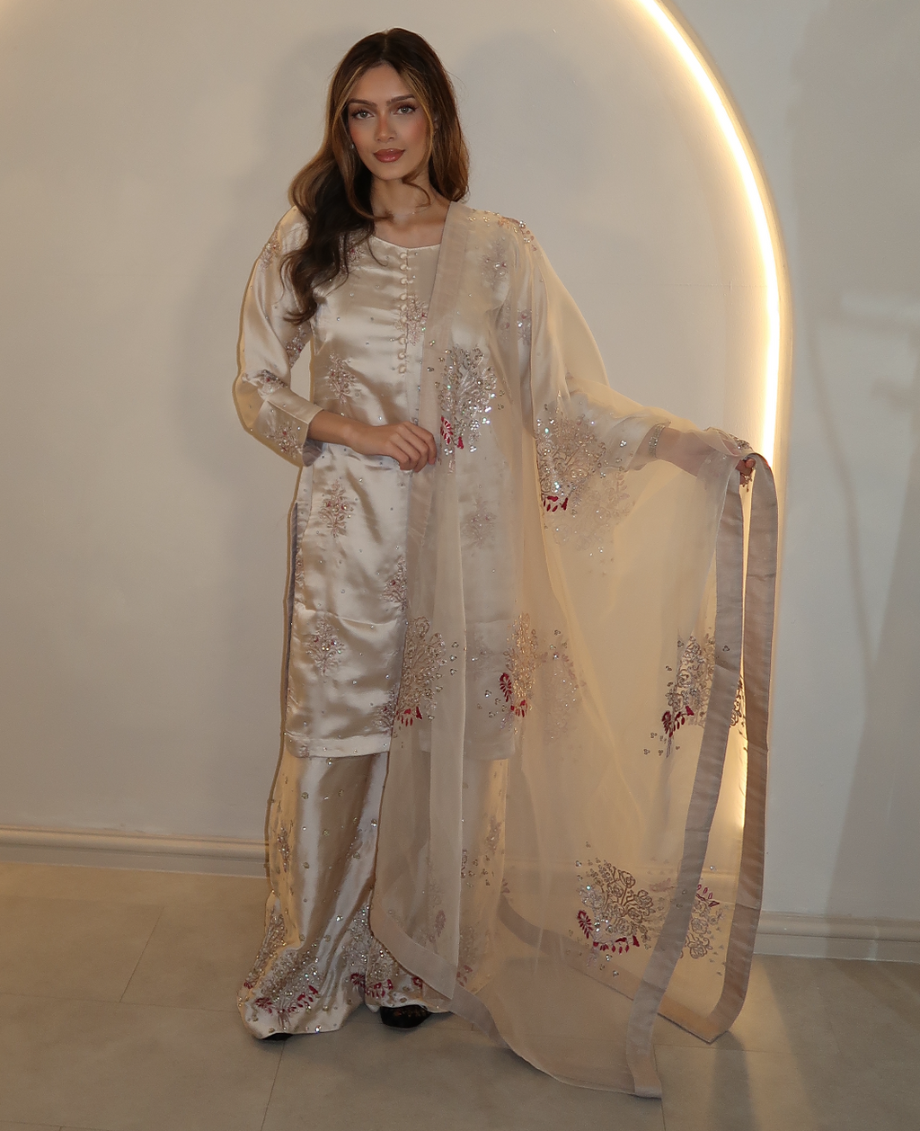 ROYAL IVORY 3PC ELEGANT SUIT