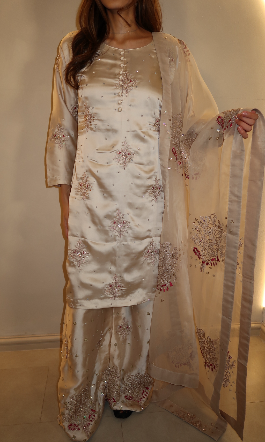 ROYAL IVORY 3PC ELEGANT SUIT