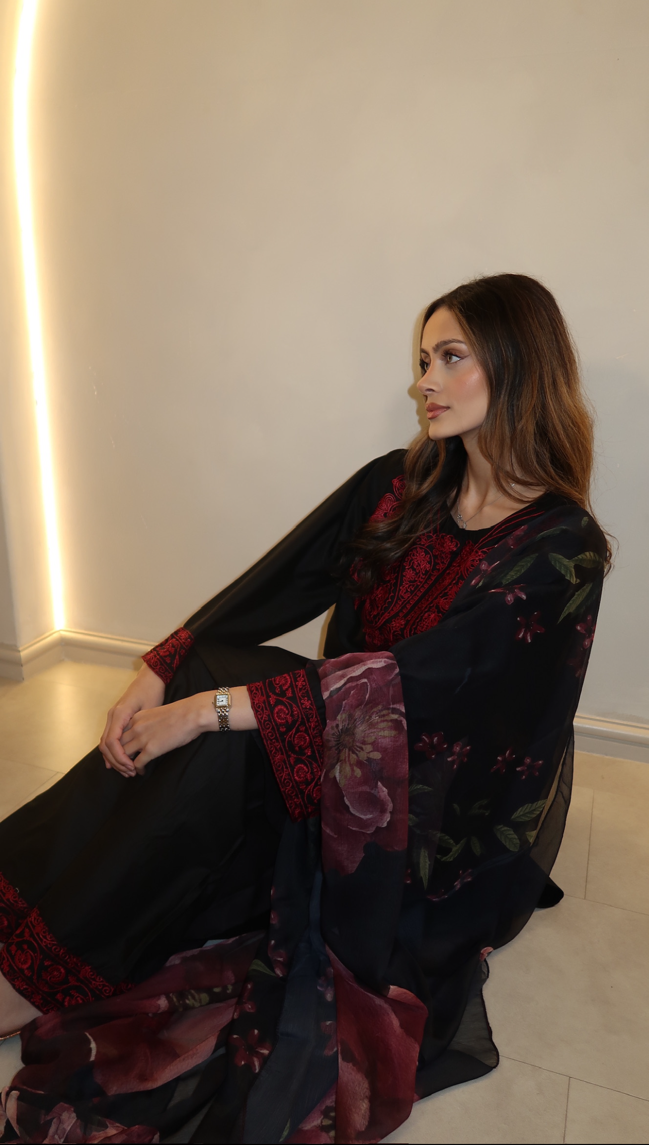 RICH ELEGANT BLACK AND RED SUIT 3PC WITH ROSE PRINT DUPATTA