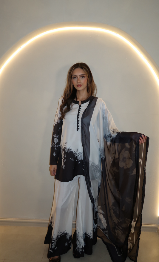 FLORAL BLACK AND WHITE 3PC