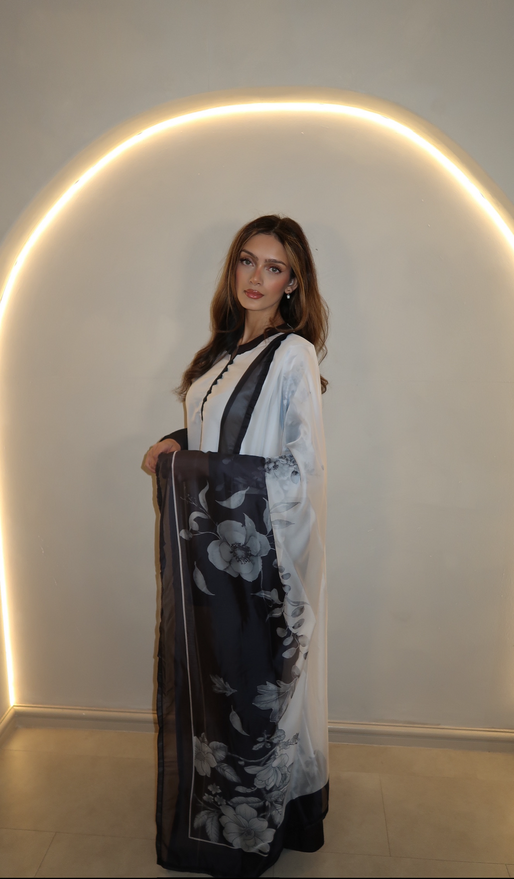 FLORAL BLACK AND WHITE 3PC