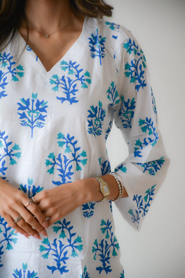 WHITE AND BLUE 2 PC CO ORD